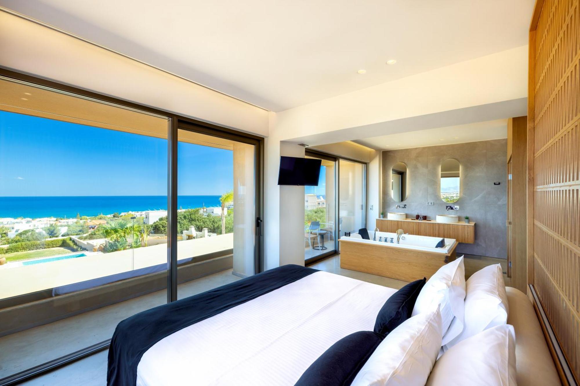 Casa Tequiero, An Ethereal Seaview Retreat, By Thinkvilla Херсонисос Екстериор снимка